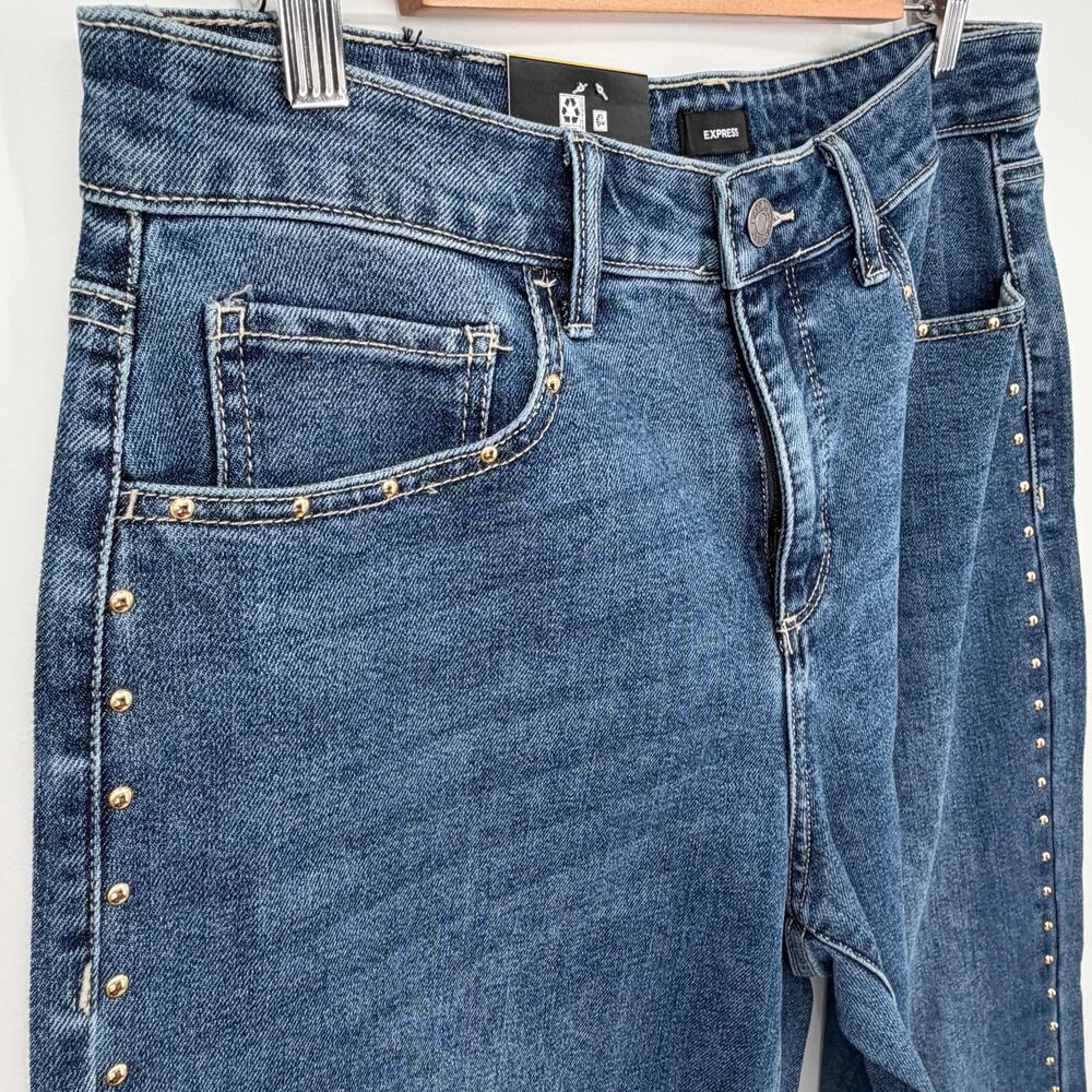 Express Embellished Stud Straight Leg Jeans NWT Size 8 Medium Wash Gold Studs - Picture 6 of 12